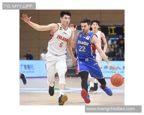 杭州篮球队与广州篮球队赛后分析力量对比与战术总结 杭州篮球队与广州篮球队赛后分析力量对比与战术总结